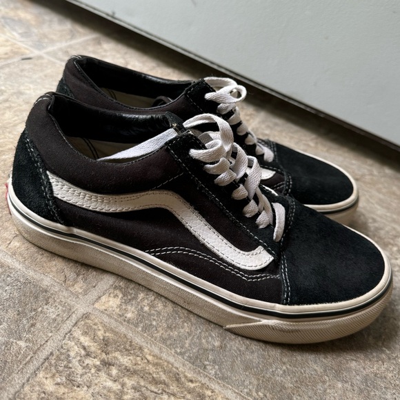 Vans Old Skool Shoe Women’s size 6 - Picture 3 of 5